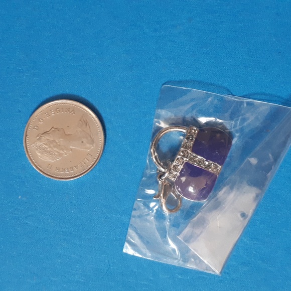 Charms or pendant. - Picture 3 of 7